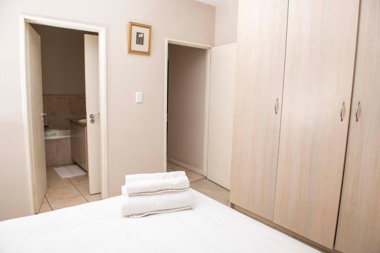 Grayston Exec Apartments Johannesbourg Extérieur photo